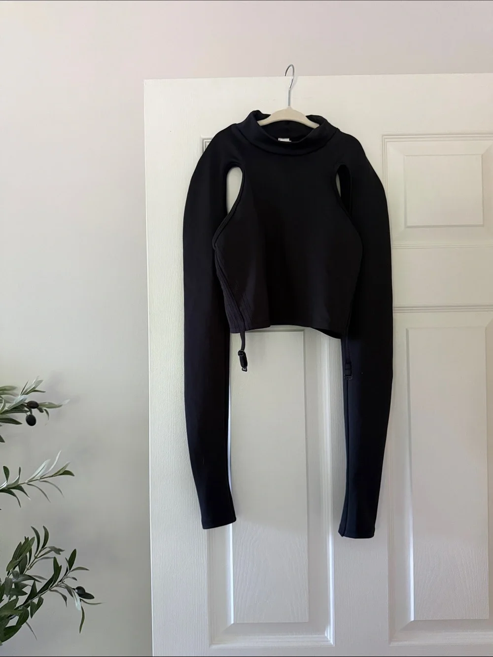 Alo Yoga Airlift Infinity Long Sleeve